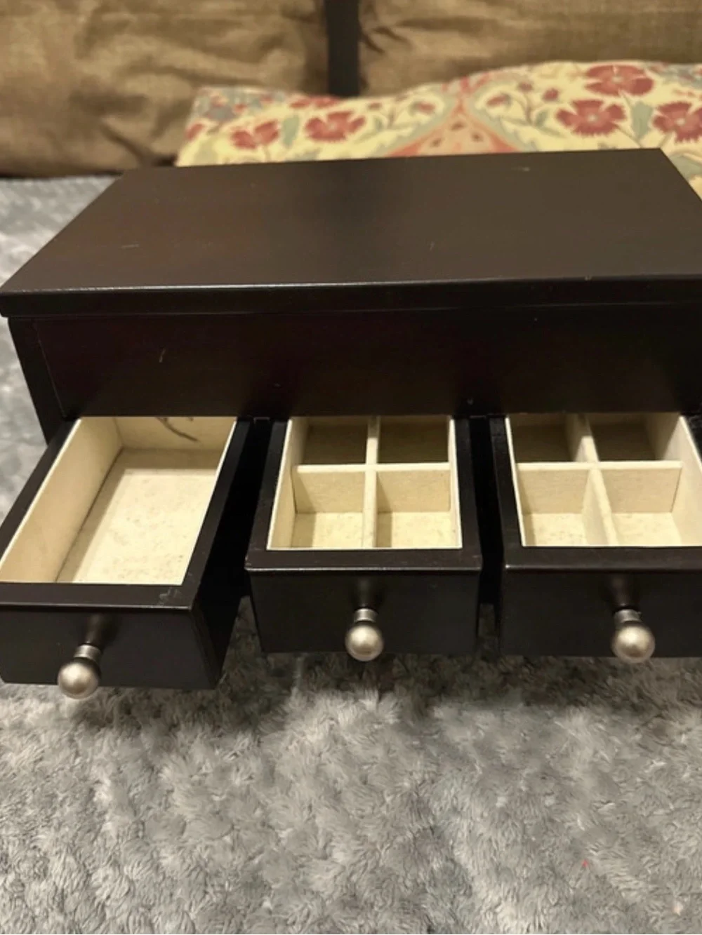Beautiful Wooded Jewelry Box 5 Draws And Has Mirror